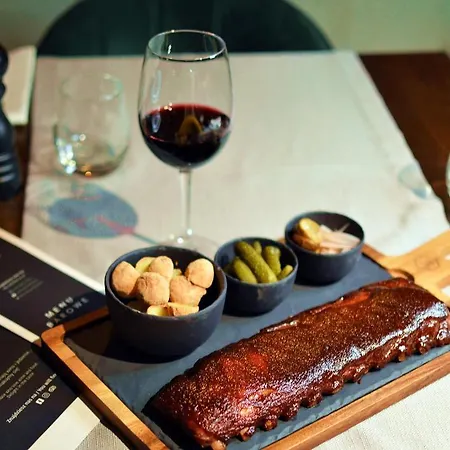 Ξενοδοχείο Estera