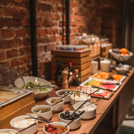 Estera 4* Krasków