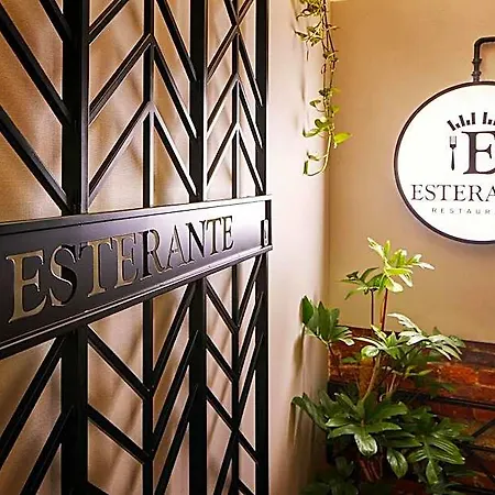 ホテル Estera 4*
